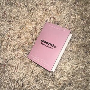 Kylie Jenner cosmic sample size  mini